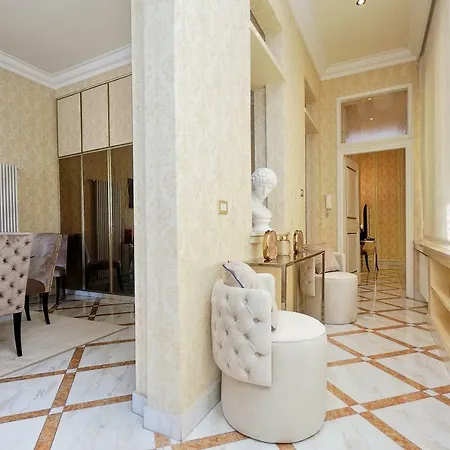 Casa Ricci Marchetti - Self Check-in Available Rome